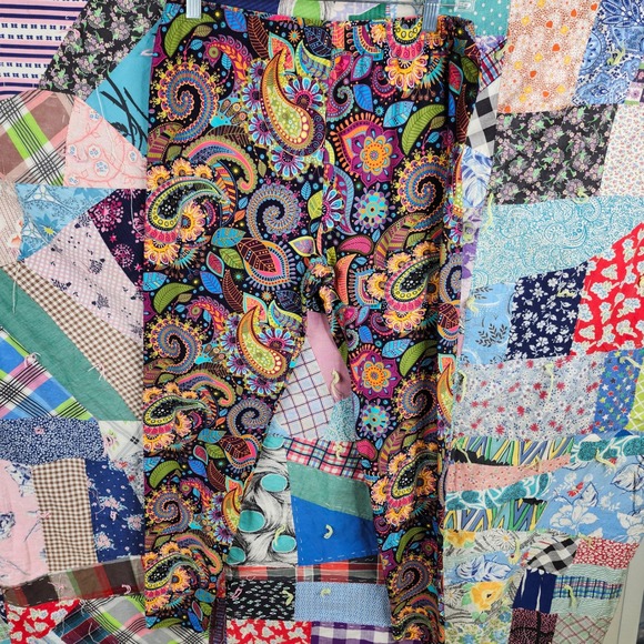 White Mark Pants - White Mark Paisley Print Leggings - Colorful Funky Pattern - Plus Size